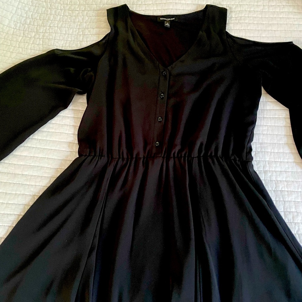 Banana Republic cold shoulder black dress